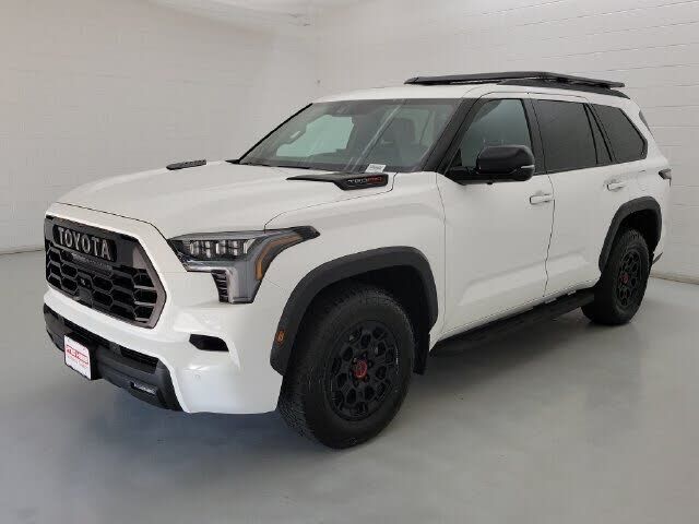 2025 TOYOTA Sequoia