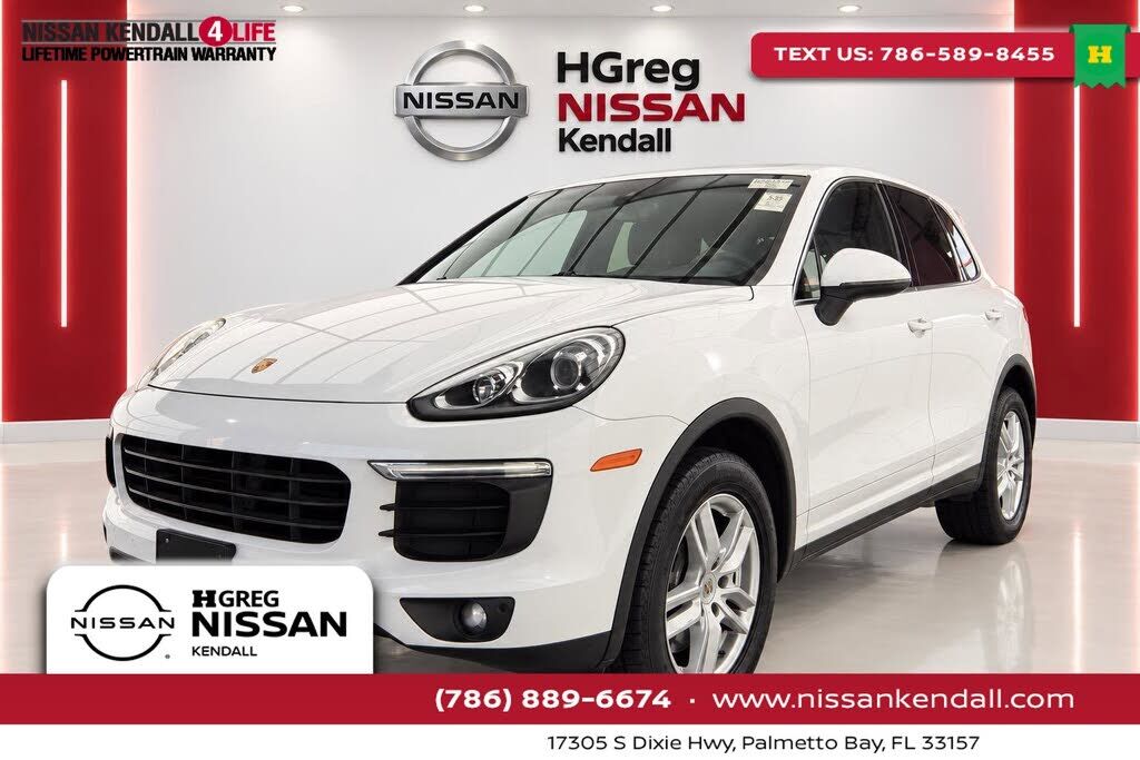 2017 PORSCHE Cayenne