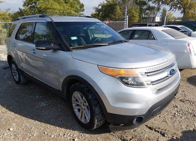 2011 FORD Explorer
