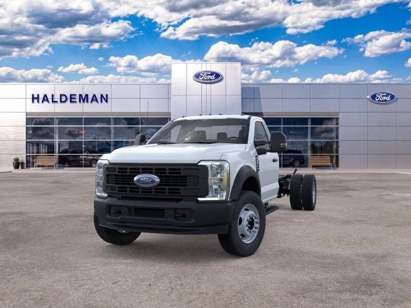 2025 FORD F-600