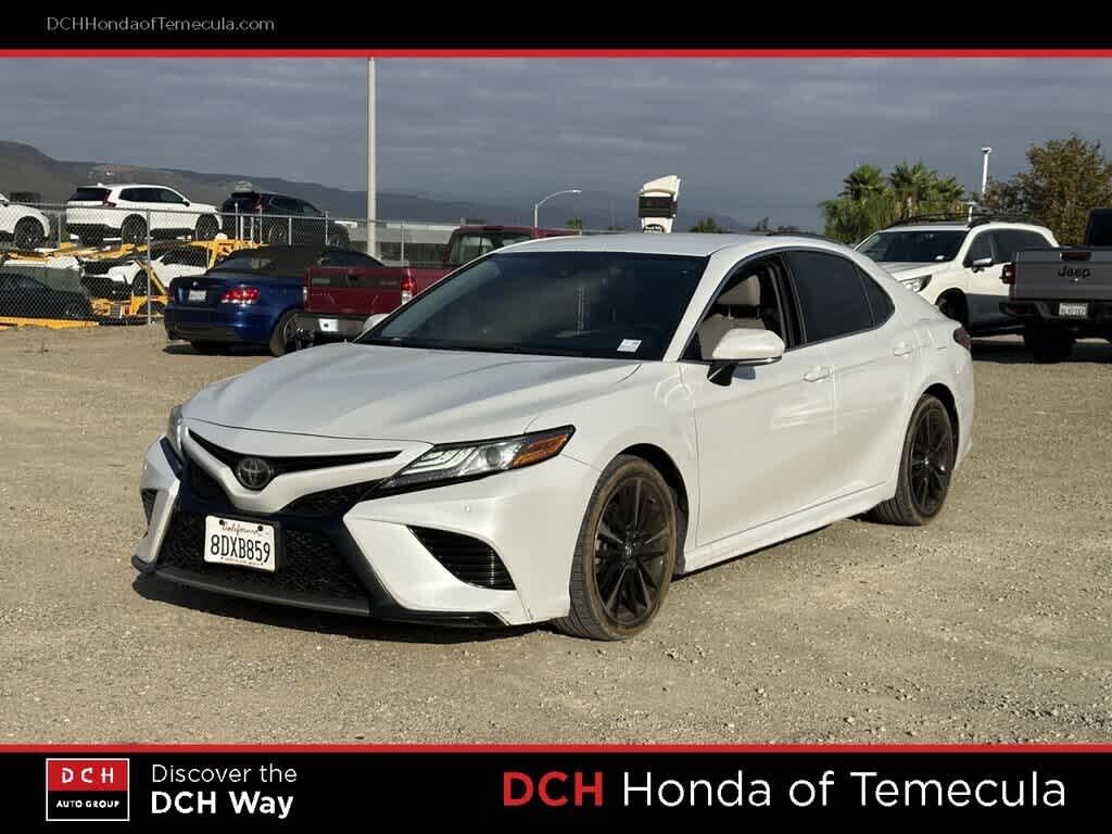 2018 TOYOTA Camry