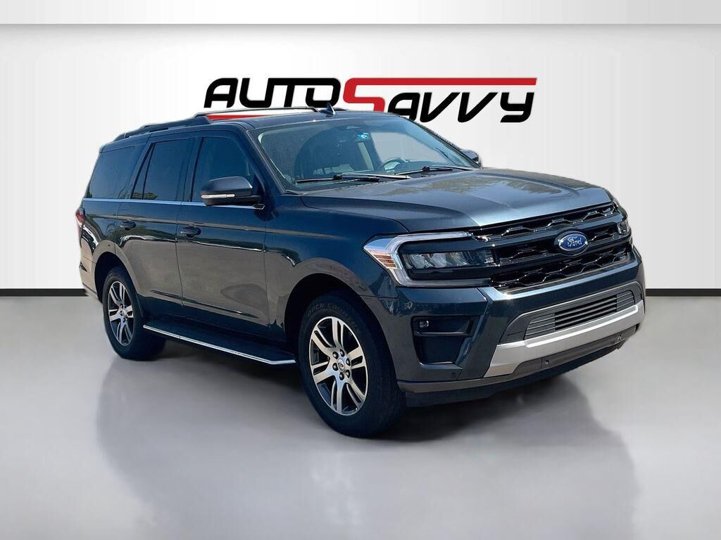 2022 FORD Expedition