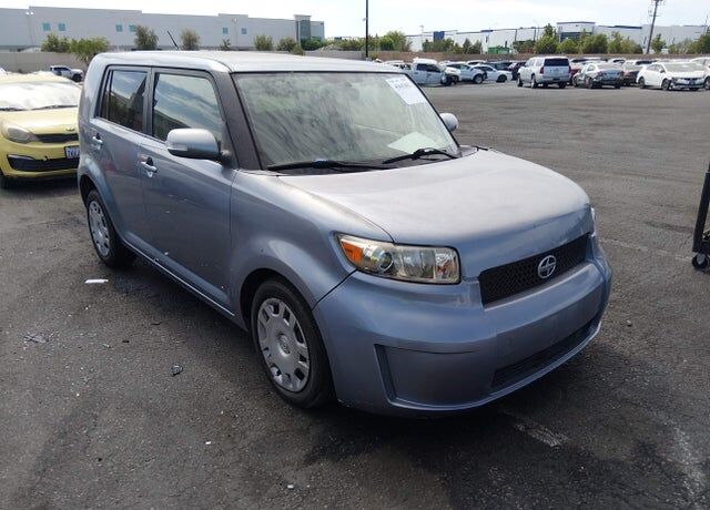 2010 TOYOTA SCION