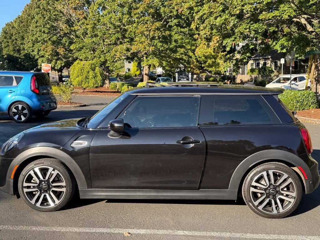 2021 MINI Cooper