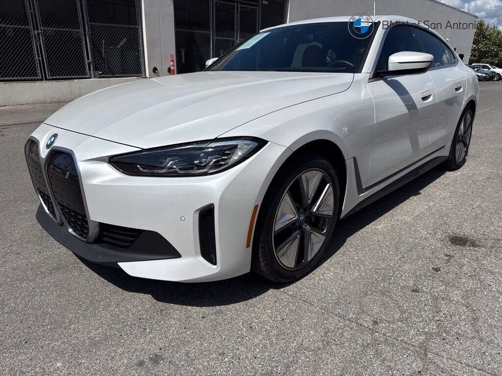 2024 BMW i4