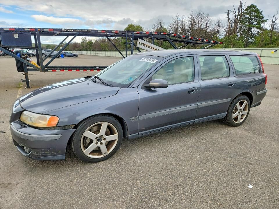 2004 VOLVO V70