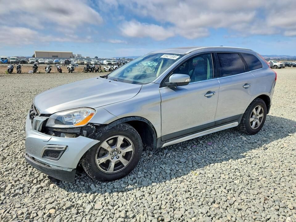 2012 VOLVO XC60
