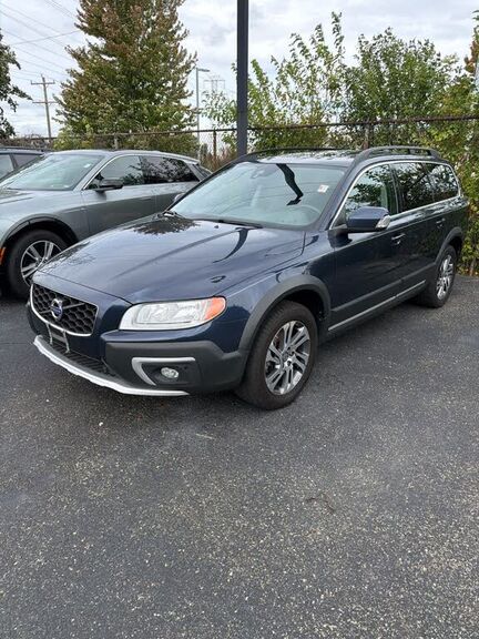 2015 VOLVO XC70