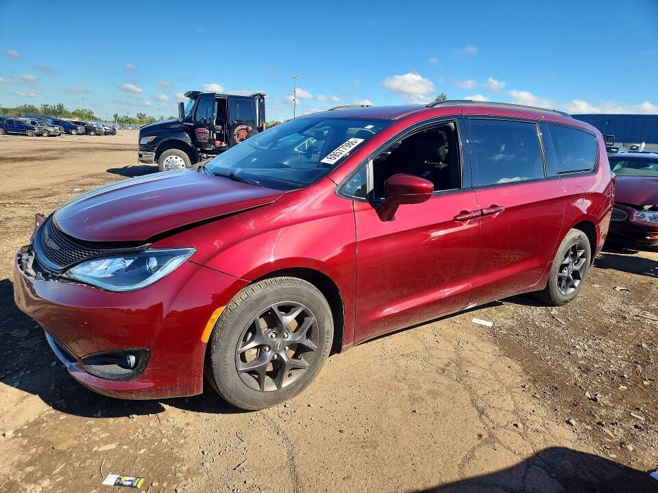 2019 CHRYSLER Pacifica