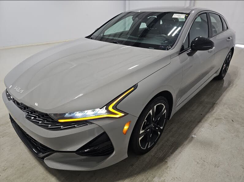 2022 KIA K5