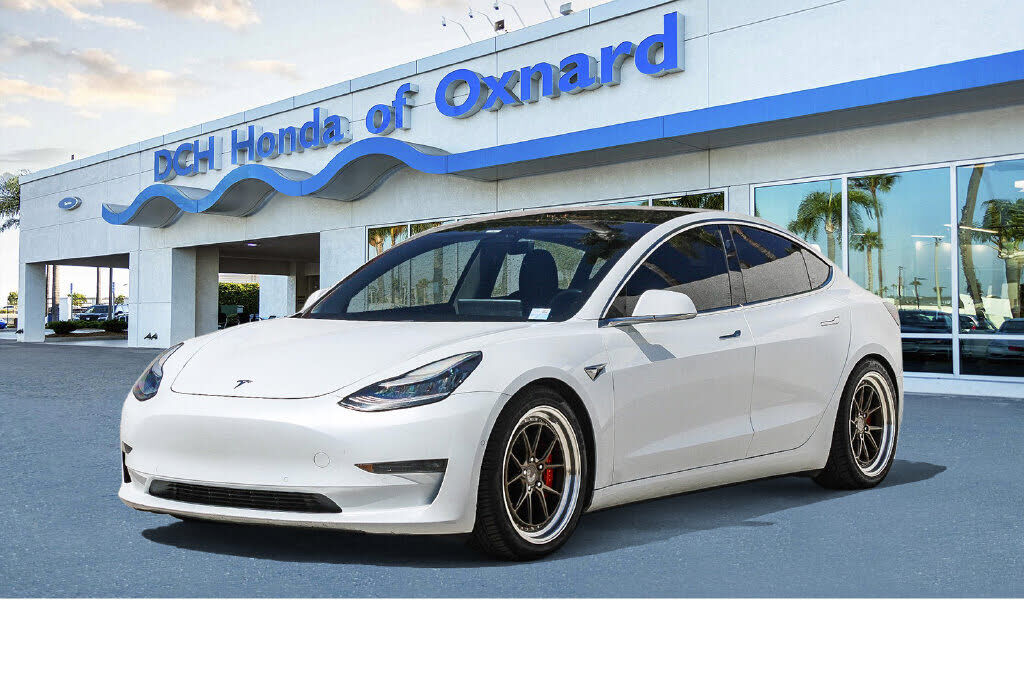 2018 TESLA Model 3