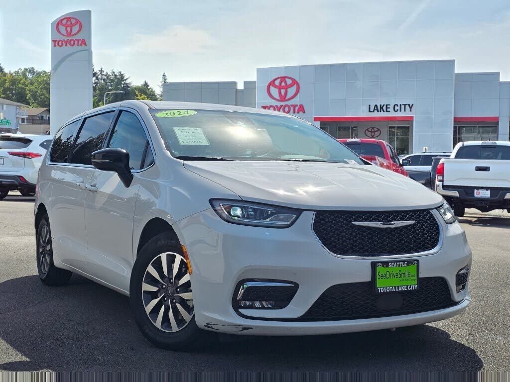 2024 CHRYSLER Pacifica