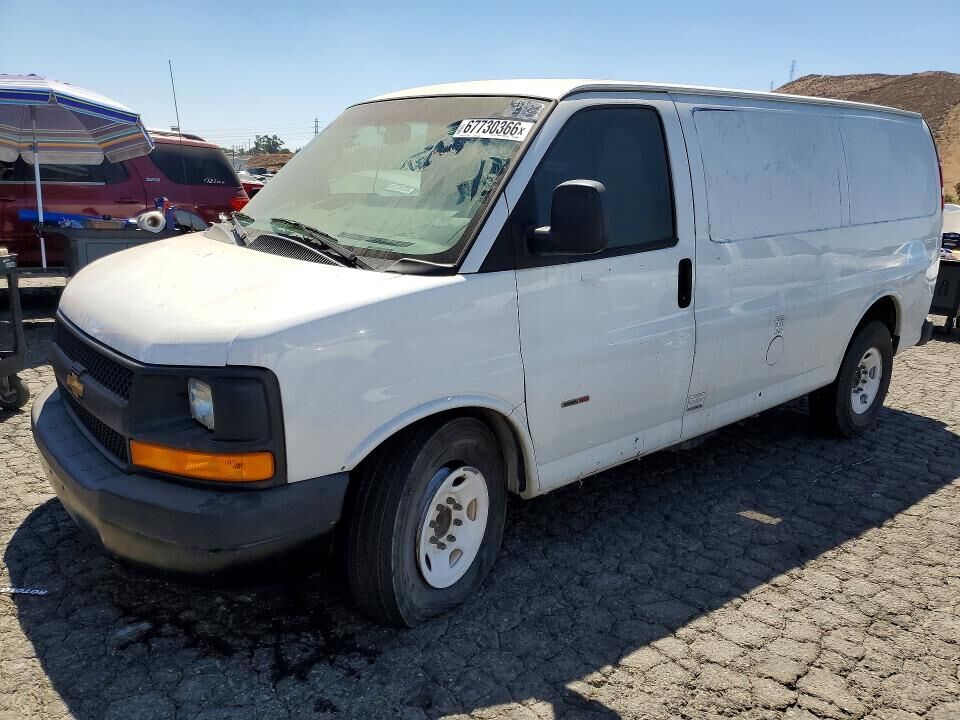 2017 CHEVROLET Express