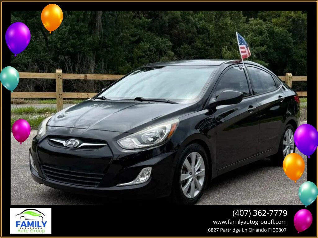 2013 HYUNDAI Accent
