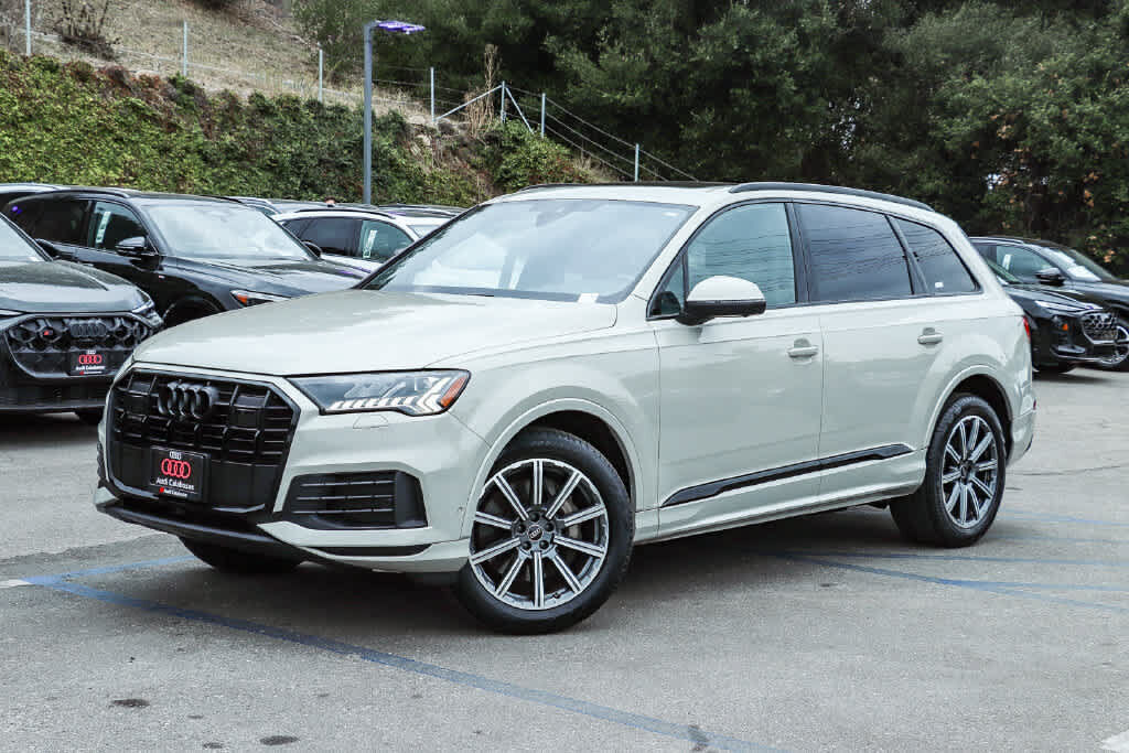 2023 AUDI Q7