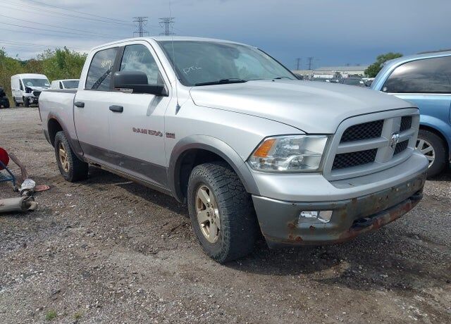 2012 DODGE Ram