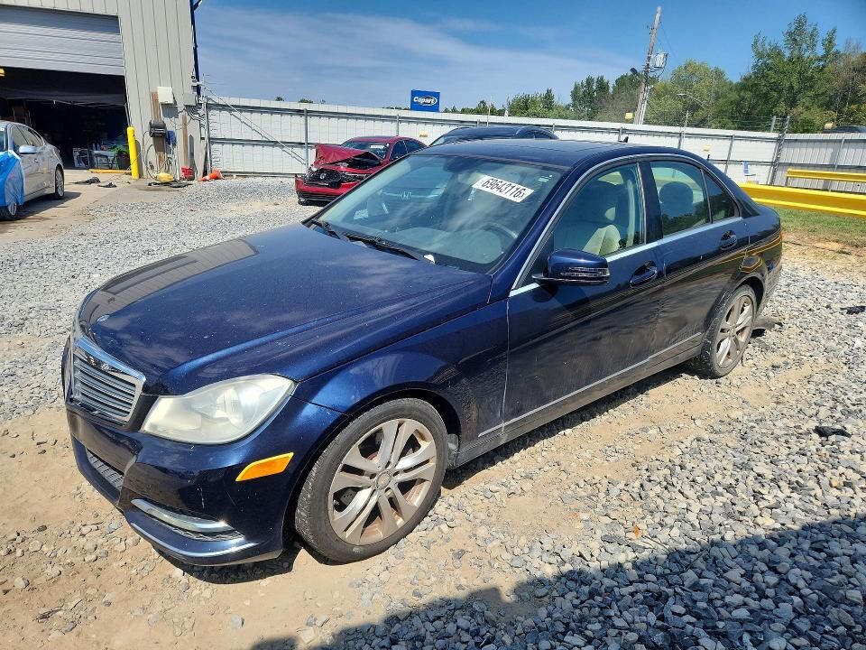 2012 MERCEDES-BENZ C-Class