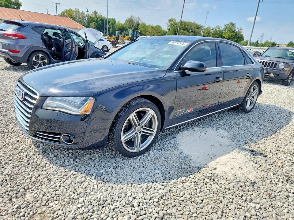 2013 AUDI A8
