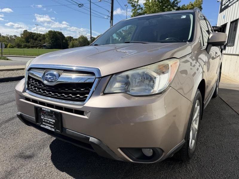 2014 SUBARU Forester