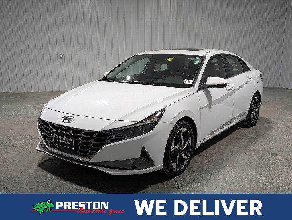 2023 HYUNDAI Elantra