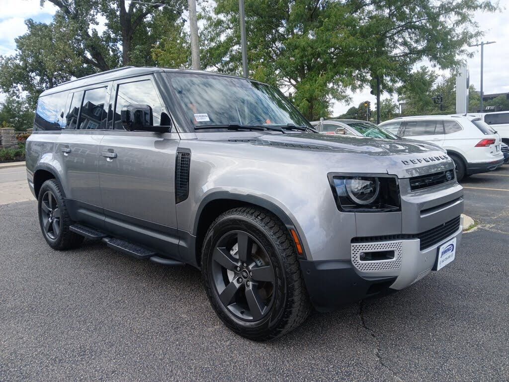 2023 LAND ROVER Defender