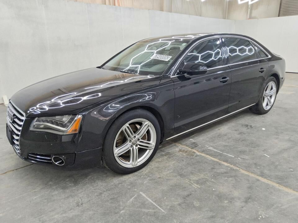 2013 AUDI A8