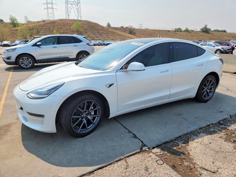 2020 TESLA Model 3