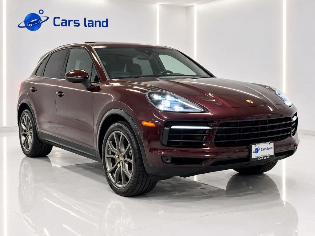 2023 PORSCHE Cayenne