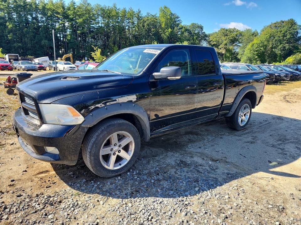 2012 DODGE Ram