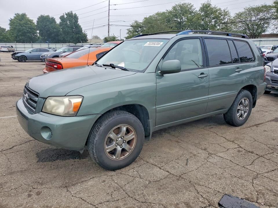 2004 TOYOTA Highlander