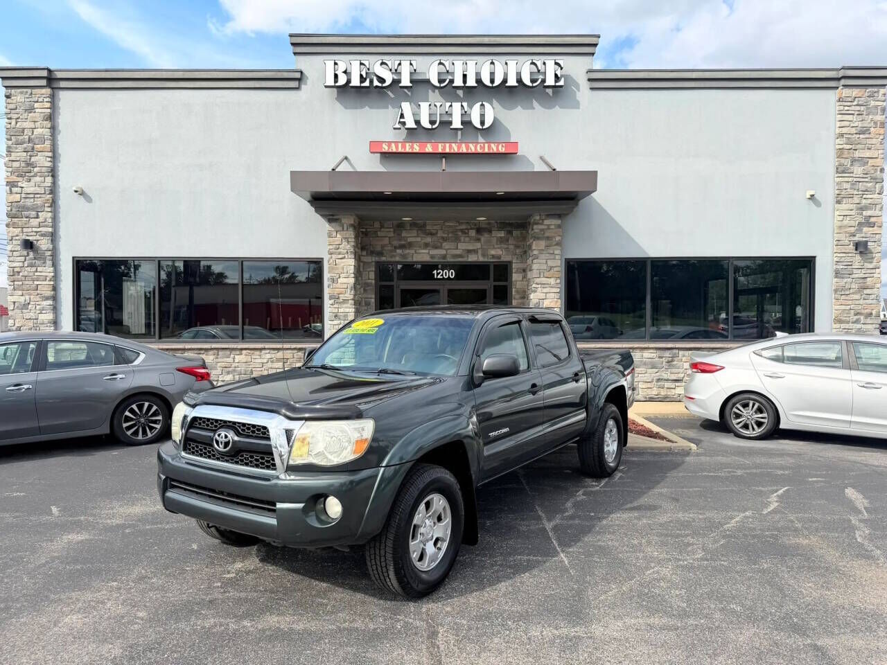 2011 TOYOTA Tacoma