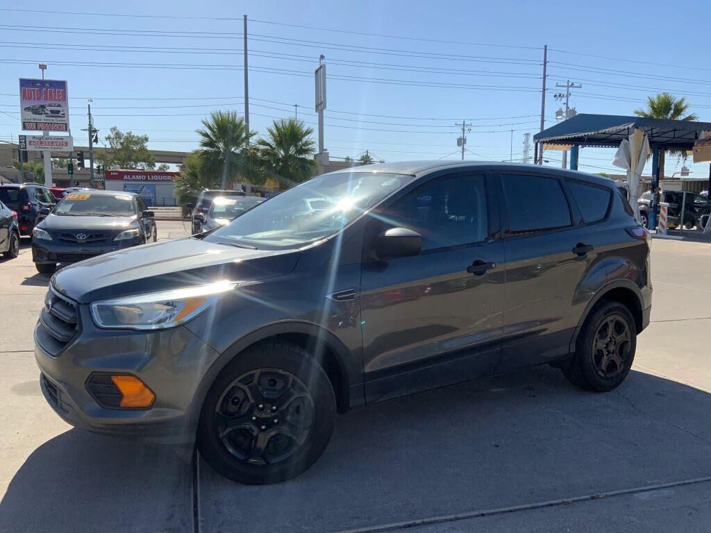 2017 FORD Escape