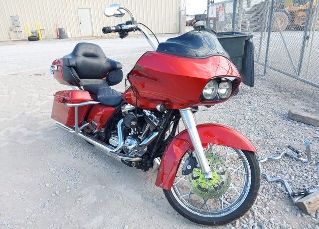 2013 HARLEY DAVIDSON Road Glide Custom