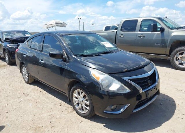 2018 NISSAN Versa