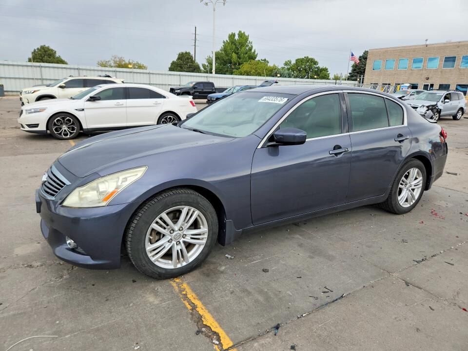 2011 INFINITI G37