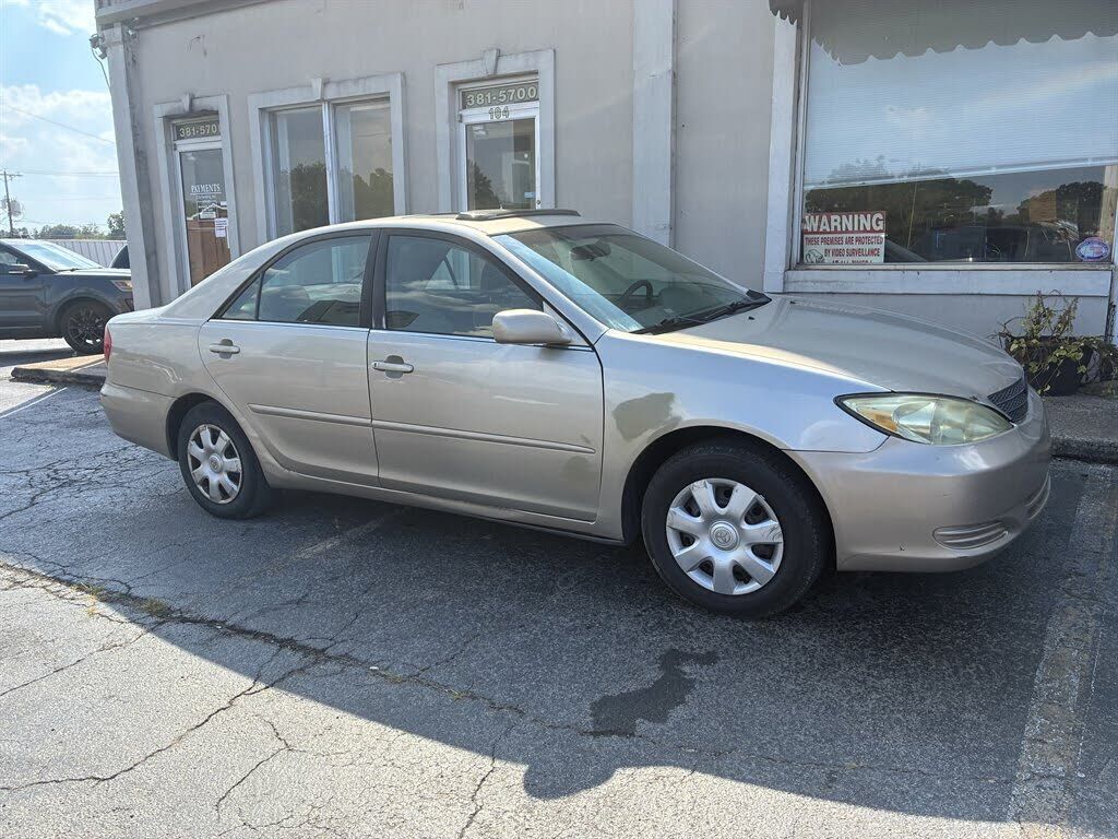 2004 TOYOTA Camry