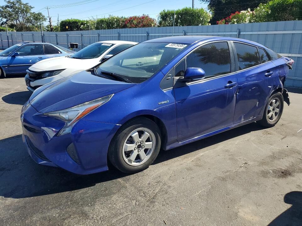2016 TOYOTA PRIUS