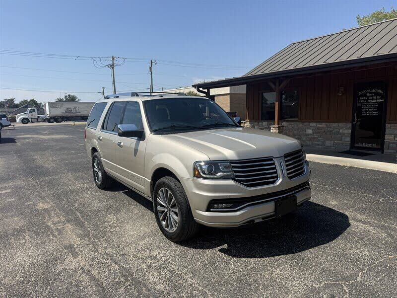 2017 LINCOLN Navigator