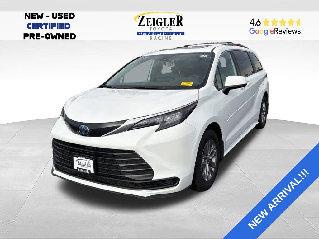 2025 TOYOTA Sienna