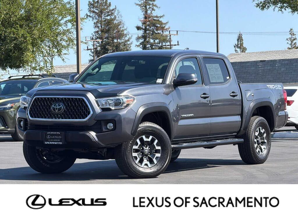 2019 TOYOTA Tacoma