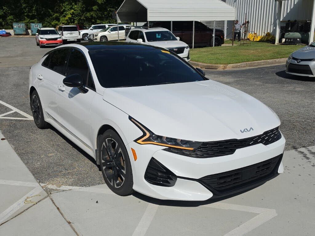 2022 KIA K5
