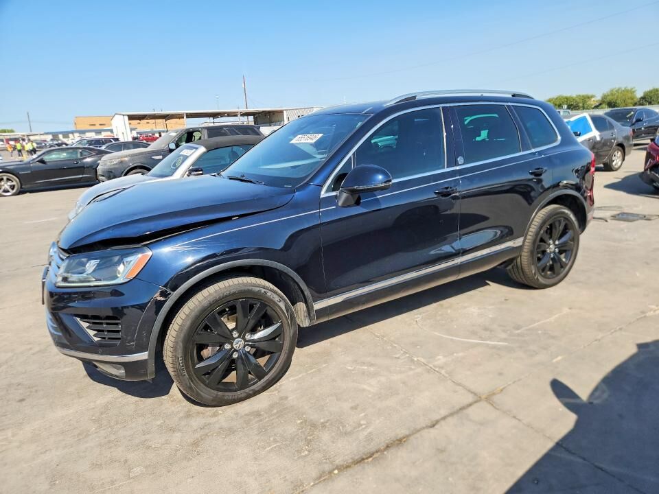 2017 VOLKSWAGEN Touareg