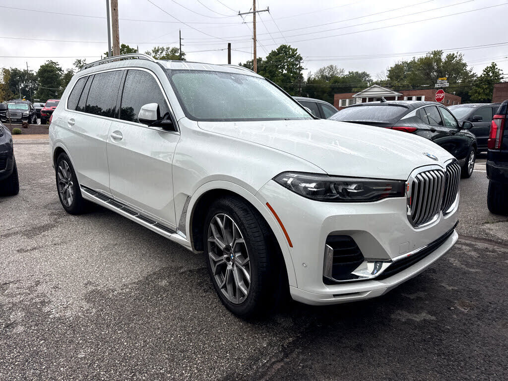 2022 BMW X7