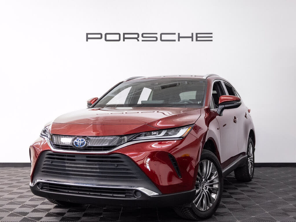 2022 TOYOTA Venza