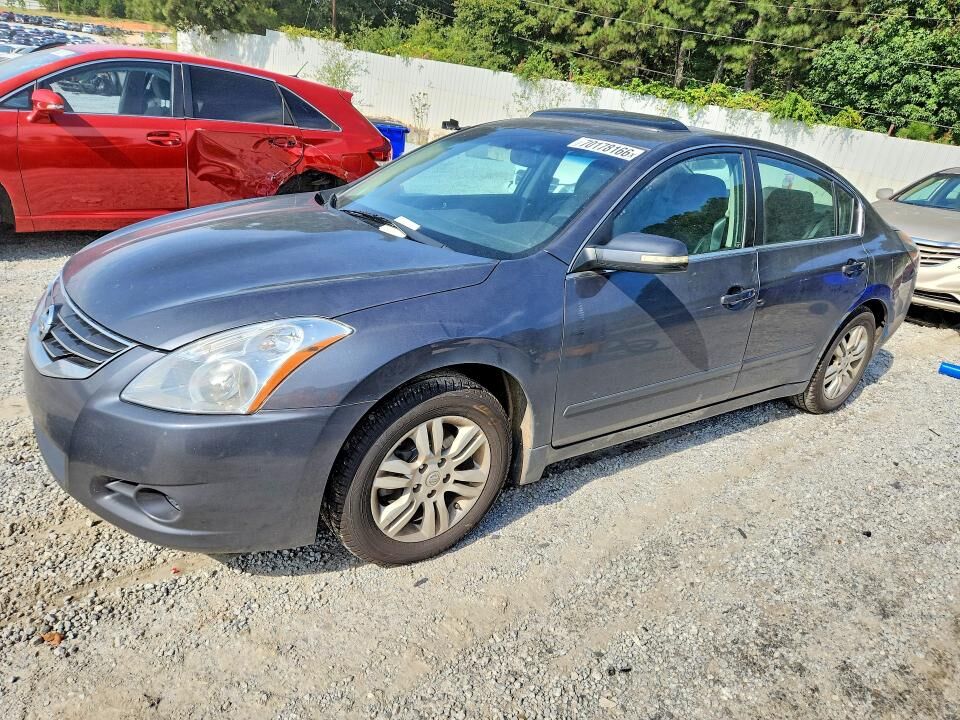 2012 NISSAN Altima