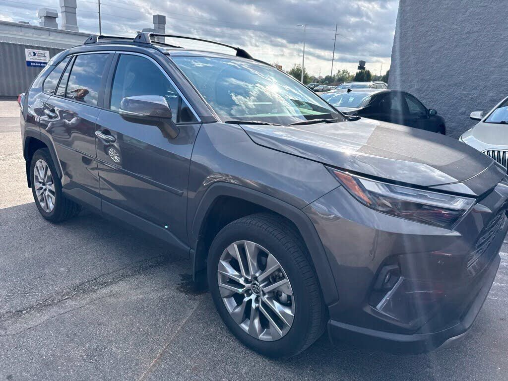 2023 TOYOTA RAV4