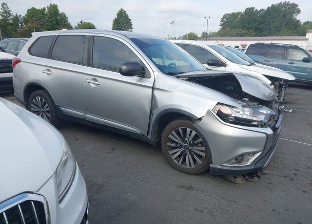 2019 MITSUBISHI Outlander