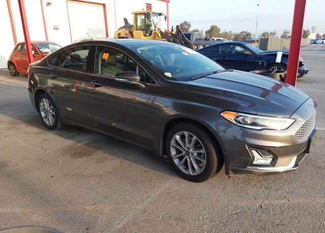 2019 FORD Fusion