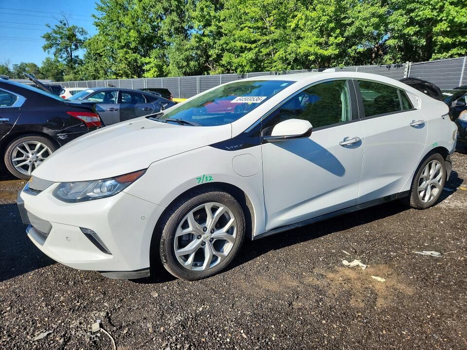 2017 CHEVROLET Volt