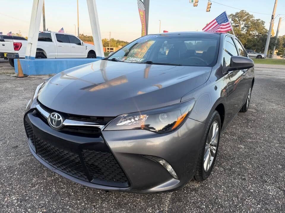 2017 TOYOTA Camry